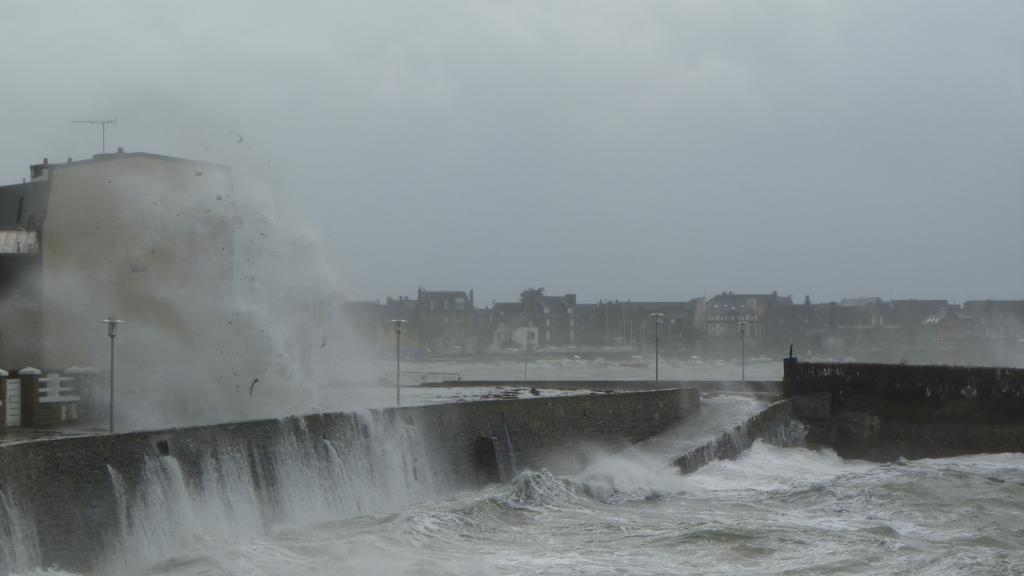 Logis Hotel Bellevue Roscoff Luaran gambar